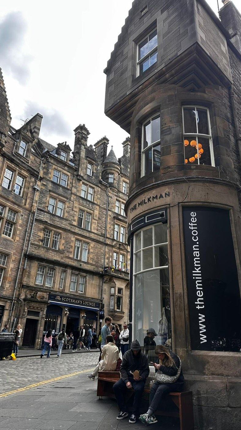 The Milkman kahve dükkanı, Cockburn Street, Edinburgh